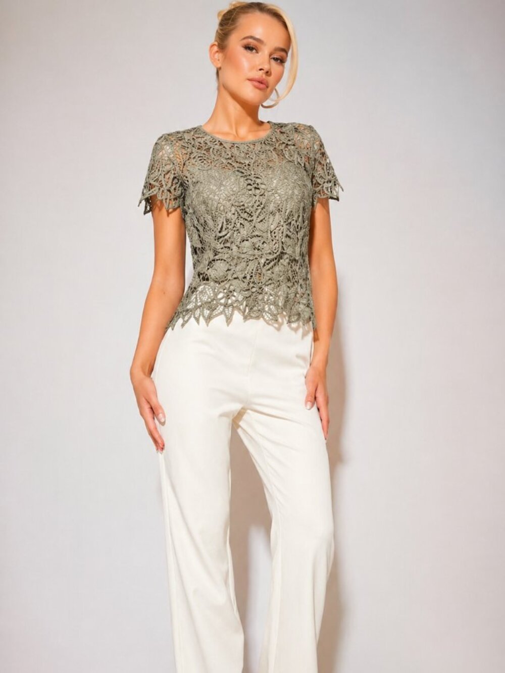 100% Silk Hand Crocheted Beaded Olive Party Short Sleeved Holiday Party Top Med